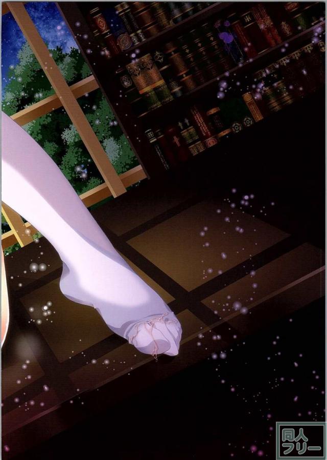 裸エプロンのメイドさんが、濡れた白いパンティの奥を晒して優しくお誘いします <> 025