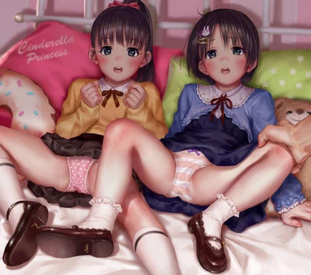 [ギリモザ]つるぺたJSロリアイドルがいろんなコスでパコパコぶっかけ撮影会 <> 003