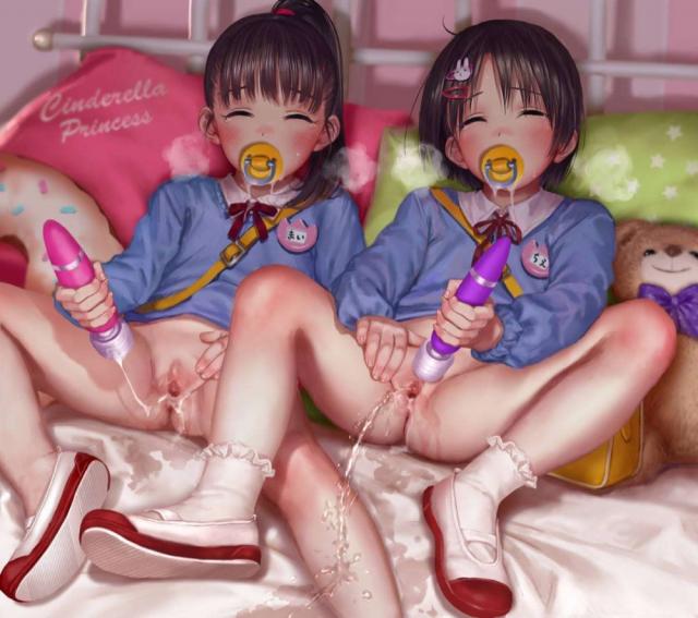 [ギリモザ]つるぺたJSロリアイドルがいろんなコスでパコパコぶっかけ撮影会 <> 030