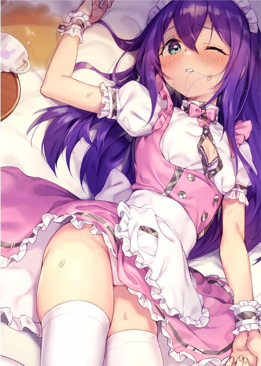 かわいい望月杏奈ちゃんの美麗フルカラーイラスト集☆パンチラメイド服やビキニエプロン、下着や浴衣姿など杏奈ちゃんのかわいいがぎゅっと詰まった一冊！ <> 005