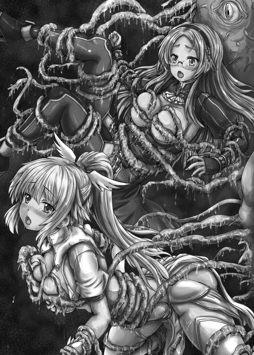 触手モンスターに囲まれ拘束されてしまったナナリー。全身を触手で犯されてしまう。 <> 002
