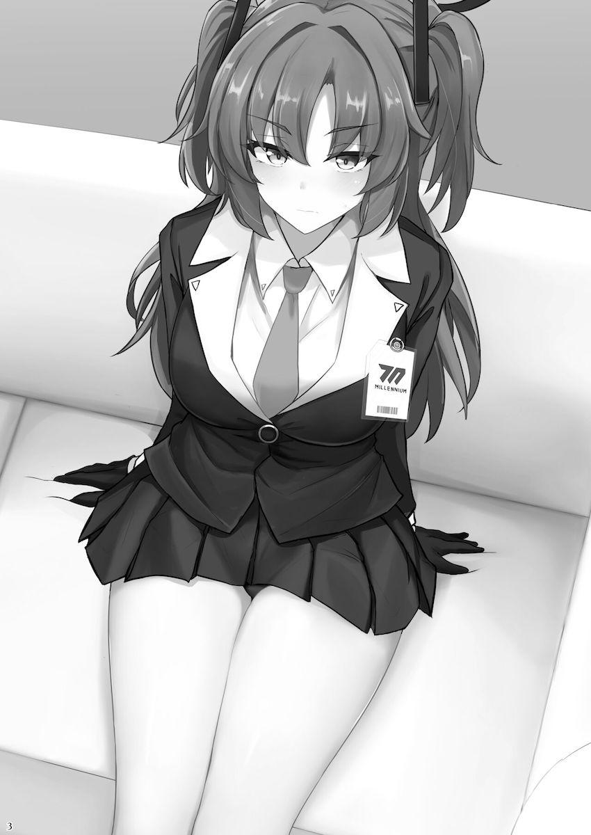 ユウカの制服ミニスカ太ももを堪能するフェチ本 <> 002